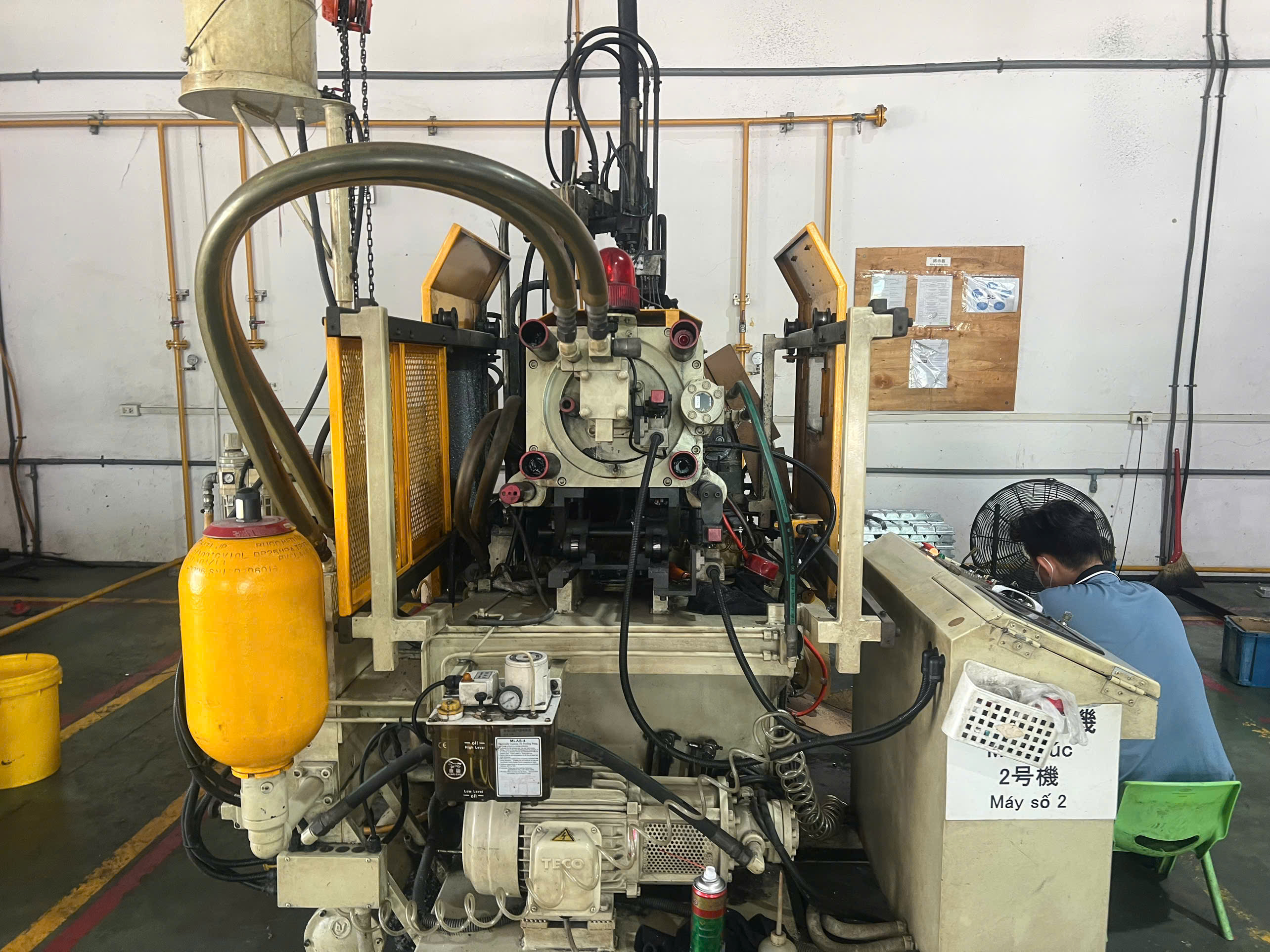 Hot Chamber Die Casting Machine 5.jpg